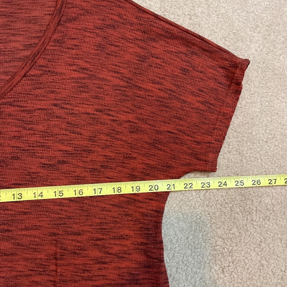 Coco’s Clozet Burnt Red w/ Black Tie-Front Button Top - Size Large - Picture 9 of 11